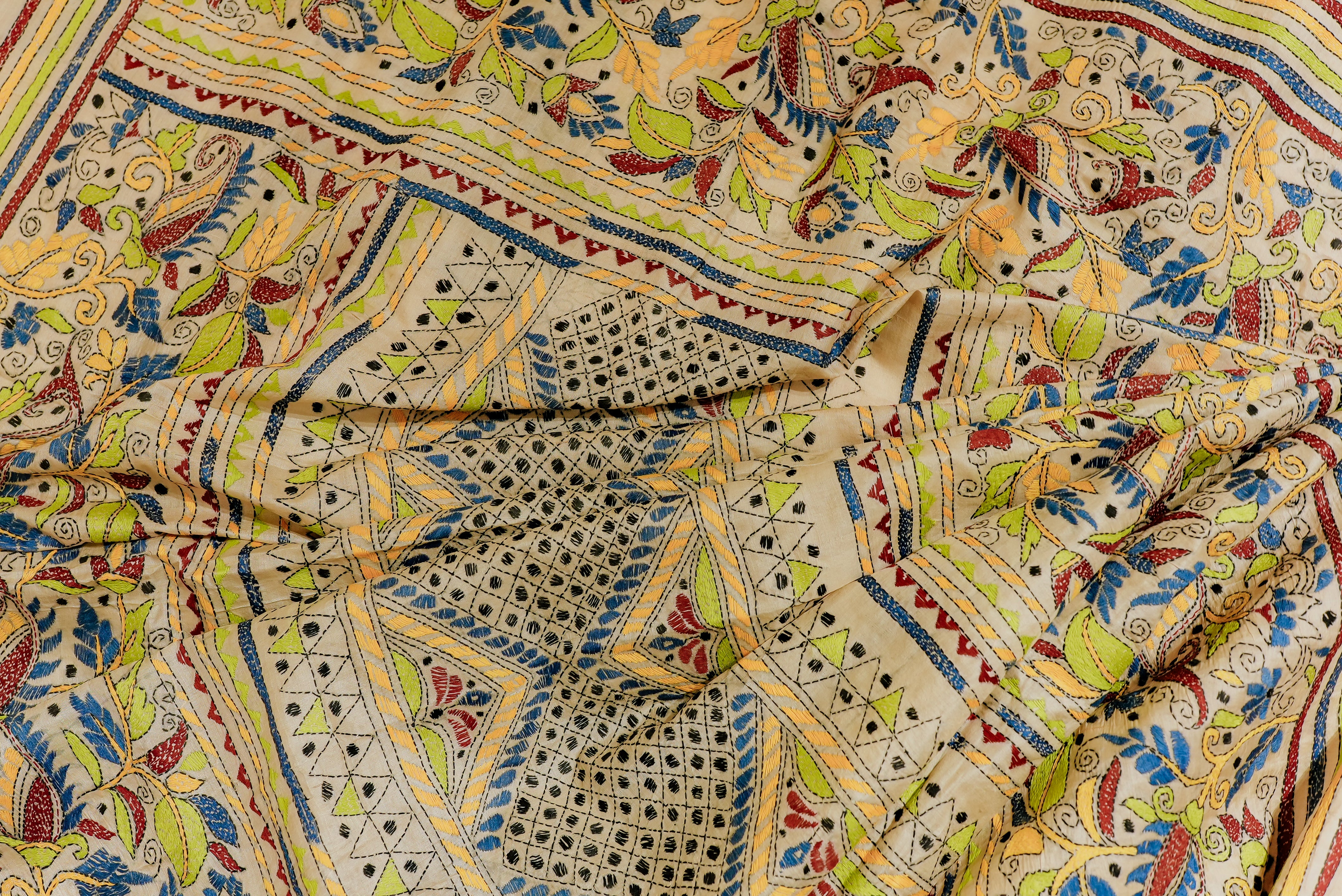 Beige Kantha tassar silk with