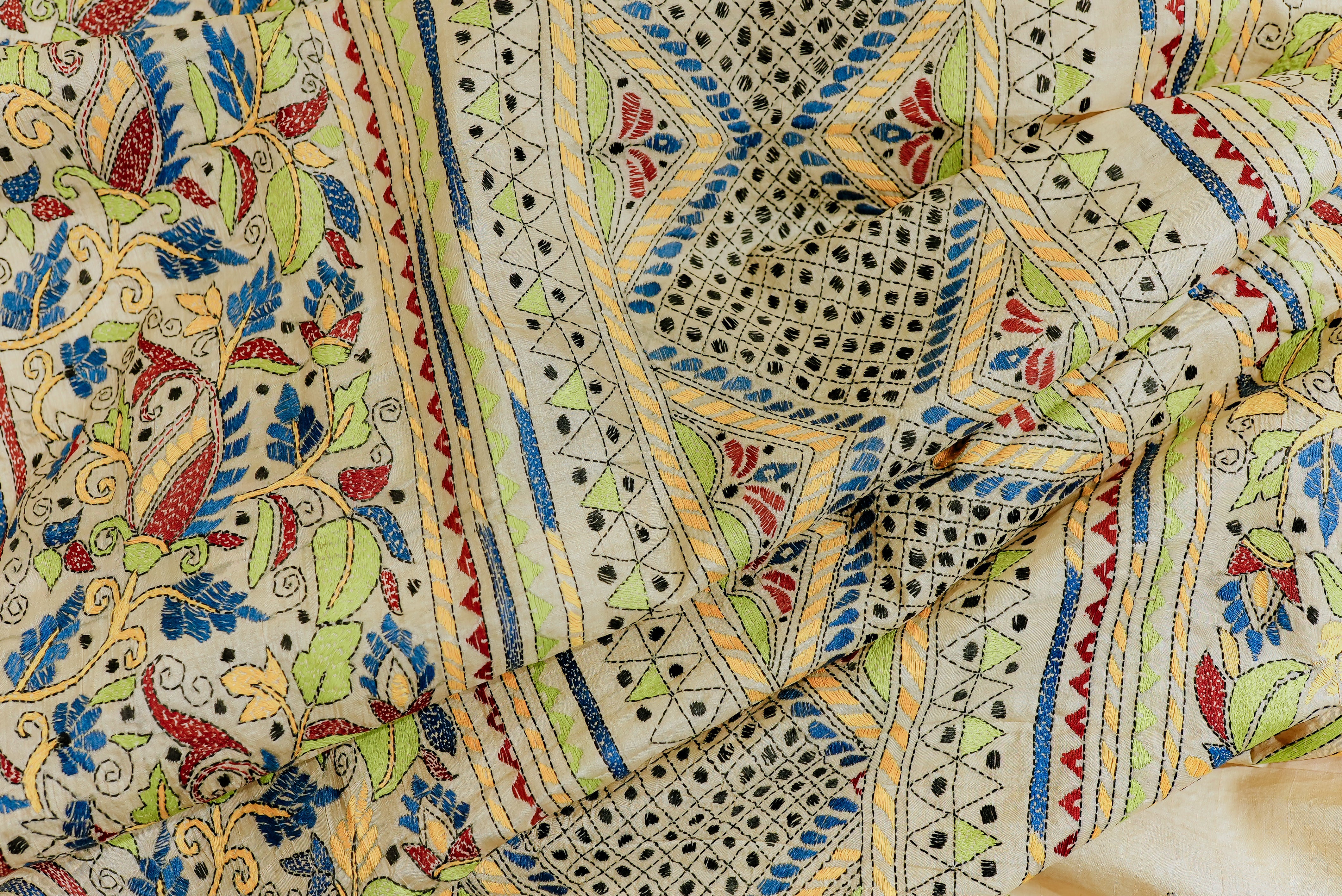 Beige Kantha tassar silk with