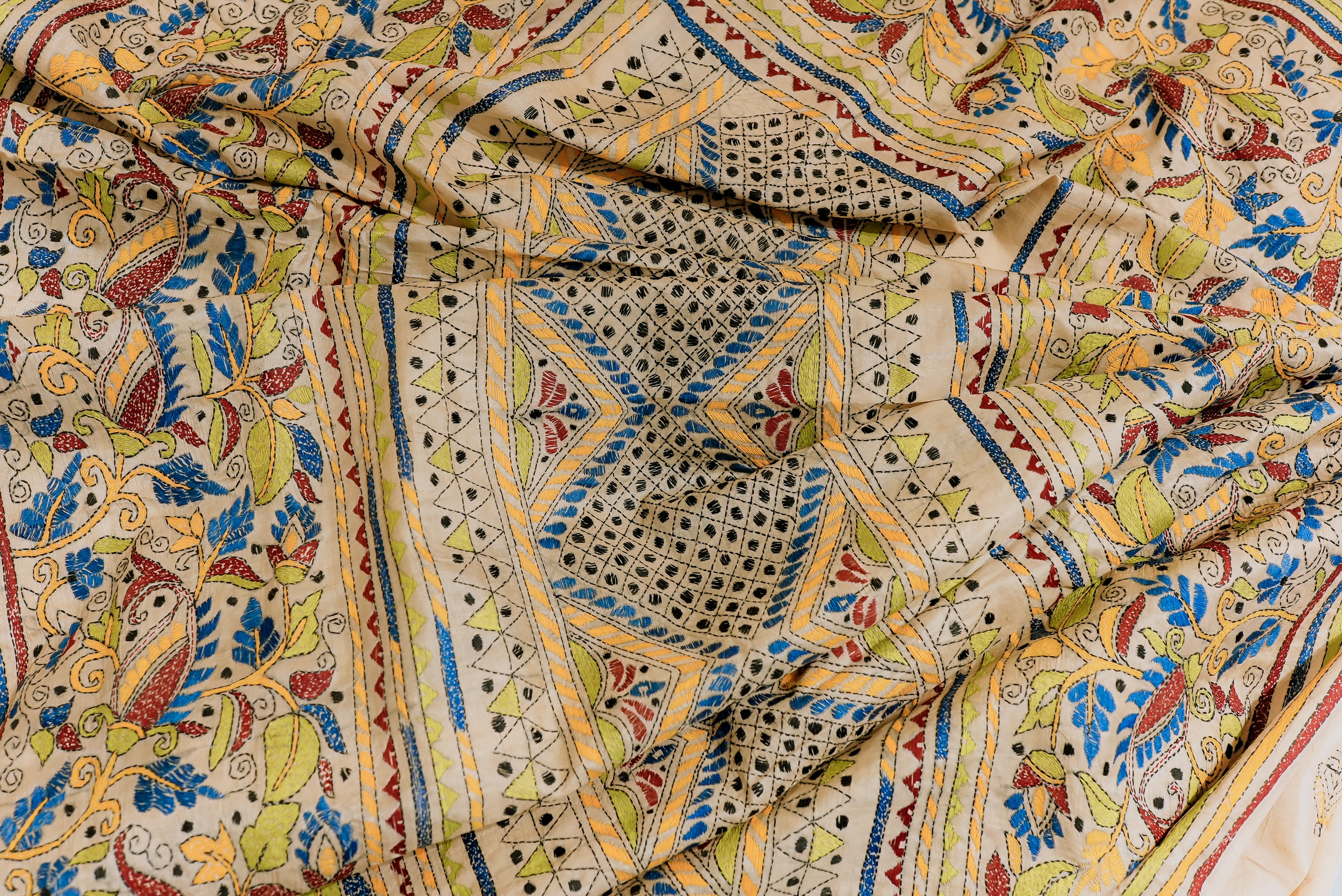 Beige Kantha tassar silk with
