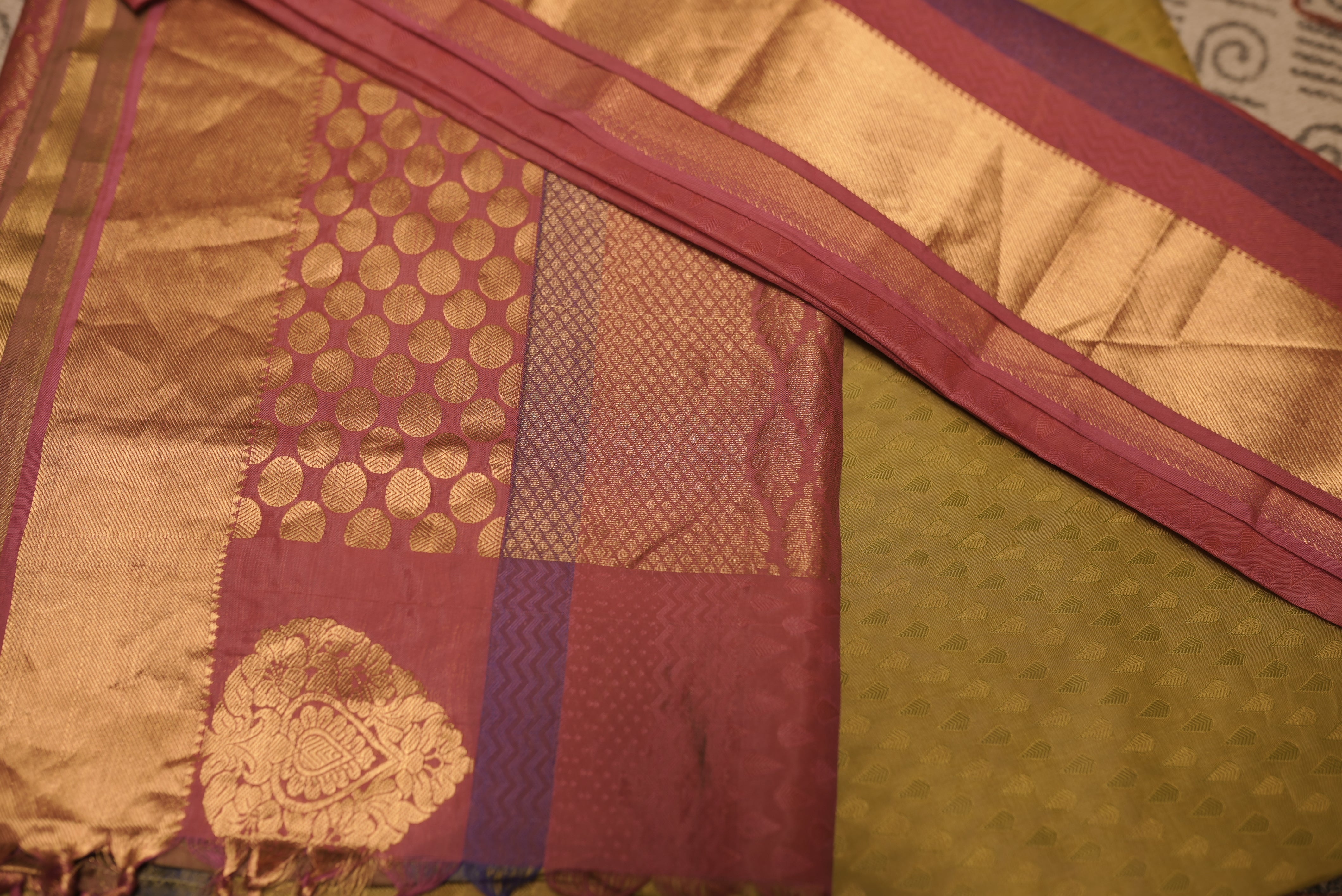 Green and pink kanjiwaram